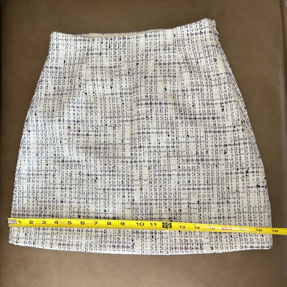 Aritzia Babaton Tweed Skirt - Picture 5 of 6